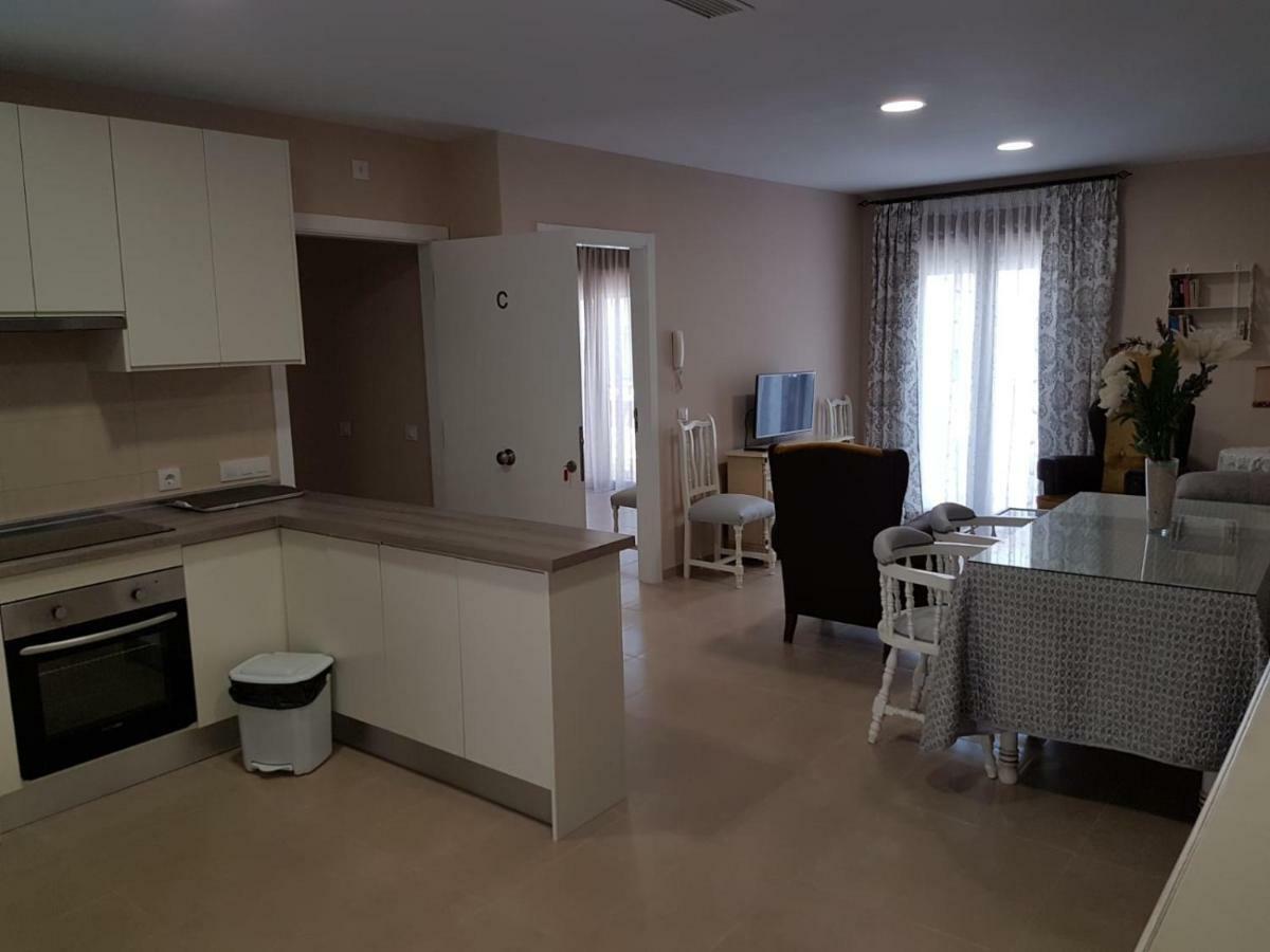 Apartamentos Hela Arjona Bagian luar foto