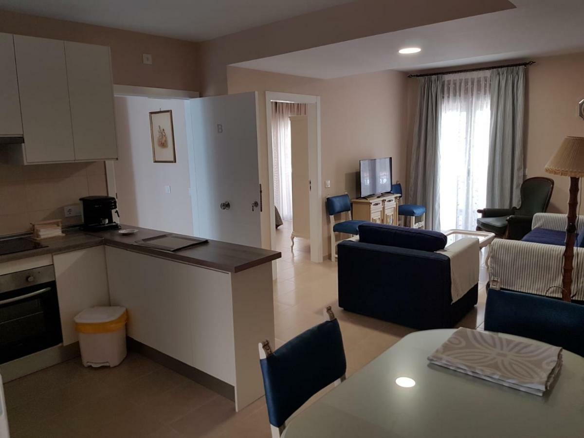 Apartamentos Hela Arjona Bagian luar foto